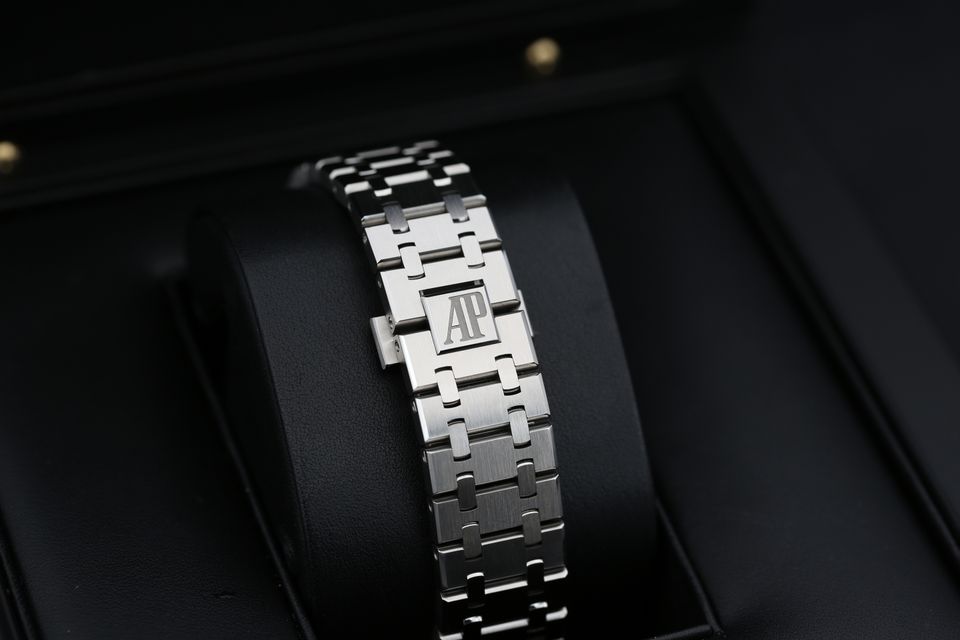 Audemars Piguet Royal Oak Perpetual Calendar 26574ST.OO.1220ST.02 Image 3